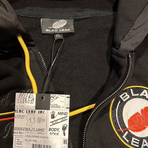 Blac Leaf Hooded Zipper Jacket - Picture 6 of 6